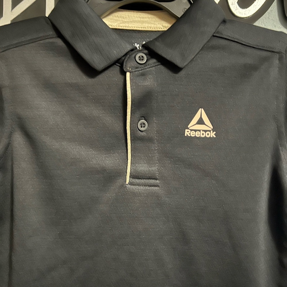 Reebok Black and Tan Button Collar Polo Shirt NWT - Picture 2 of 3